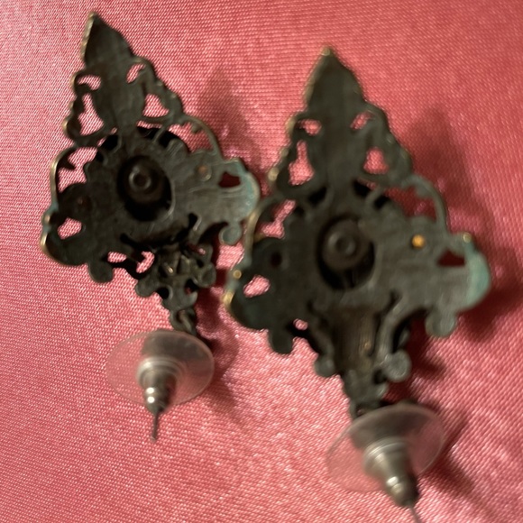Gorgeous Vintage Earrings! - Picture 3 of 4